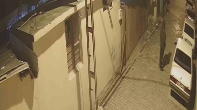 Buji Ile Araçlarin Camini Kiran Hirsiz Yakalandi