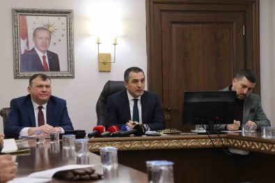 Burdur'da 2005-2023 Yillari Arasinda Alt Yapi Çalismalarina 4 Milyar Lira Harcandi