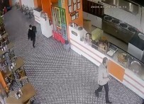 Deprem Ani Güvenlik Kamerasinda