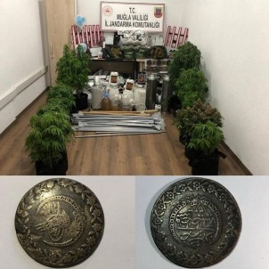 Marmaris'te Uyusturucu Operasyonu Açiklamasi 1 Gözalti