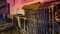 Zeytinburnu'nda Solunum Cihazi Evi Yakti Açiklamasi 1 Yarali