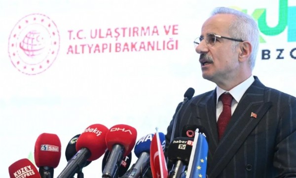 Yeni havalimanı müjdesi! Bakan Uraloğlu detayları paylaştı: 'Çalışmalara başladık'