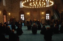 Kanuni Sultan Süleyman'in Yaptirdigi Camide 7 Yil Sonra Ilk Namaz