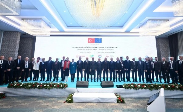 Yeni havalimanı müjdesi! Bakan Uraloğlu detayları paylaştı: 'Çalışmalara başladık'