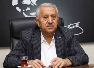 Baskan Zeybek Açiklamasi 'Kimseye Kirgin Degilim, Anlimizin Akiyla 5 Yili Tamamladik'