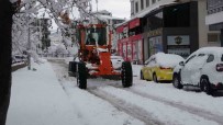 Bingöl'de Kar Kalinligi Yer Yer 30 Santimi Asti, 283 Köy Yolu Ulasima Kapandi Haberi
