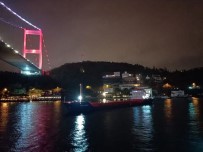 Istanbul Bogazi Gemi Trafigine Kapatildi