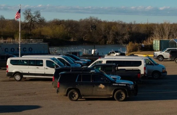 ABD’de bölünme başladı! Ulusal Muhafızlar devrede: Sınır krizinde tansiyon zirveye çıktı