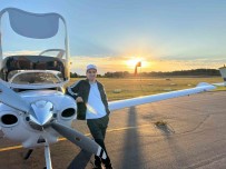 Amerika'nin 'Izmitli' Laz Pilotu Uçagini Piste Böyle Indiriyor Haberi