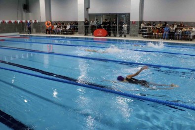 Tasova'da Yüzme Bilmeyen Kalmayacak