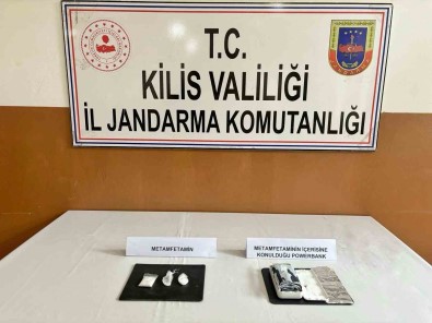 Kilis'te Tasinabilir Sarj Cihazina Gizlenmis Uyusturucu Madde Ele Geçirildi