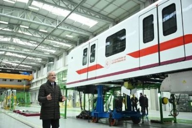 Bakan Uraloğlu: Milli ve Yerli Elektrikli Tren Seti projemizde seri üretime başladık