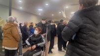 Bütün Sehir Bu Hastaneye Akin Ediyor