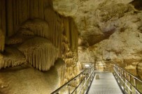 Gümüshane'nin Yeralti Sarayini 121 Bin Kisi Ziyaret Etti