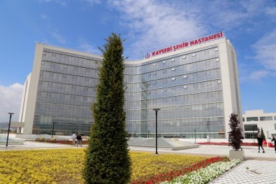 Kayseri Sehir Hastanesi'nde Kent Nüfusunun 2.5 Kati Hasta Tedavi Edildi