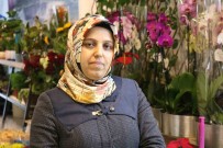 Kirsehir'de Çiçekçiler Yeni Yila Bereketli Girdi
