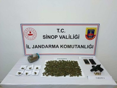 Sinop'ta Uyusturucu Operasyonu Açiklamasi 2 Gözalti