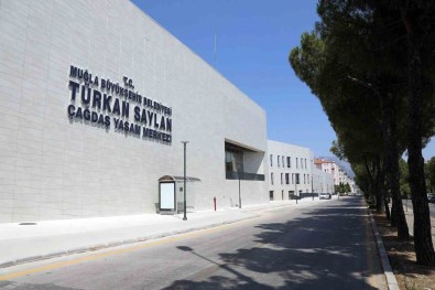 Türkan Saylan Çagdas Yasam Merkezi'nde 257 Etkinlik Yapildi