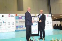 Tusba Belediyesinin Açtigi Stant Yogun Ilgi Görüyor