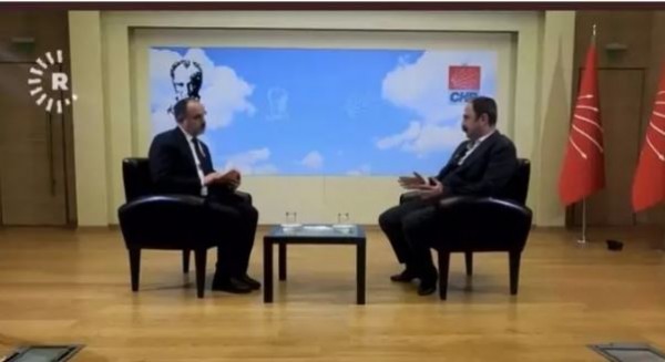 HDP'nin oyu için önce Türk Bayrağı'nı sonra Atatürk'ü kaldırdılar!