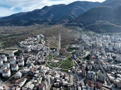 Bursa Yeniden 'Yesil Bursa' Kimligine Kavusuyor... Bursa'nin Yesil Alan Miktari 3.2 Milyon Metrekare Artti