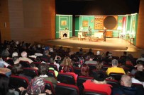 Düzce'de Sehir Tiyatrolari 'Perde' Dedi