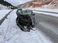 Malatya'da Otomobil Tira Çarpti 1 Yarali