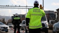 Trafik cezalarında yeni dönem! O süre uzatıldı