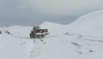 Siirt'te Kar Nedeniyle Kapanan Köy Yollari Ulasima Açildi