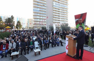 Bayrakli'da 21'I Yeni, 68'I Revize Edilen Park Hizmete Açildi