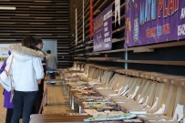 Çocuklar Ögrenmek Için Oynayacak