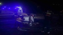 Zonguldak'ta Feci Kazada Otomobil Ikiye Bölündü Açiklamasi 1 Ölü, 4 Yarali