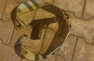 'Dur' Ihtari Yapan Bekçilere Ates Eden Sahis Vurularak Yakalandi