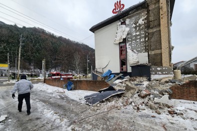 Güney Kore'de LPG Istasyonunda Patlama Açiklamasi Çevreyi Alevler Sardi
