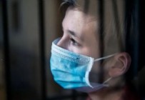 Koronavirüsün JN.1 varyantı yayılıyor! ABD'de vakalar yüzde 44'e ulaştı İspanya'da maske zorunluluğu geri geldi