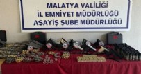 Malatya’da takı dükkanında cephanelik çıktı