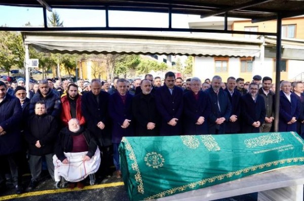 İBB Başkan adayı Murat Kurum, İstanbul'da cenaze törenine katıldı