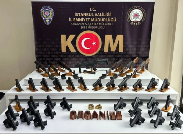 Çatışmada 15 yaşındaki Büşra Polat’ı öldürmüşlerdi: Çetenin evi cephaneliği aratmadı!