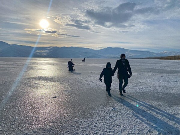 Sibirya değil Türkiye! Dere ve göller buz tuttu