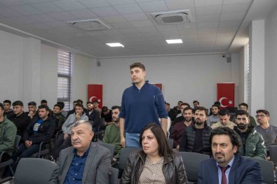 Mersin'de Yeni Alinan 50 Itfaiye Personelinin Görev Yerleri Belli Oldu