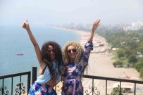 Turizmde Rekorlarin Kirildigi Antalya'ya O Ülkeler 1'Er Kisi Gönderdi