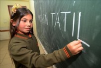 Öğrenciler bayram edecek: 81 ilde tüm okullar tatil edilecek!