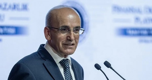Bakan Şimşek'ten Acemoğlu'na tebrik mesajı