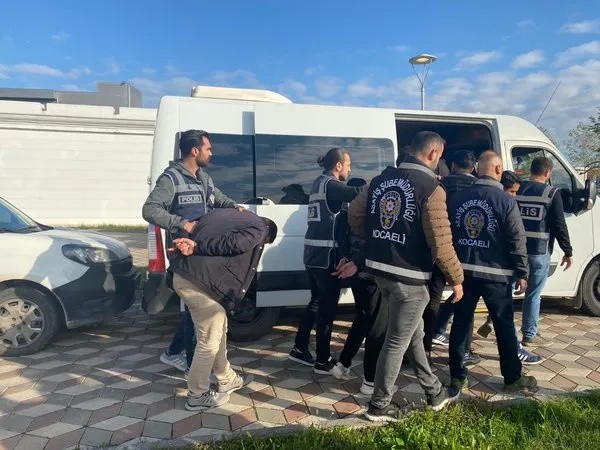 Kargo dolandırıcılığı operasyonu: 11 şüpheli gözaltında