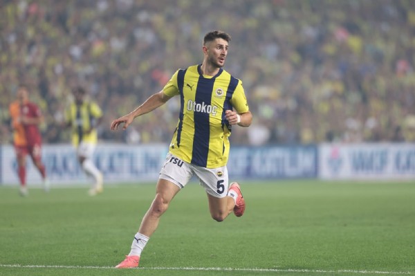 Diego Simeone 'Türk futbolcuyu istiyorum' diye tutturdu, ocakta istemeye geliyorlar
