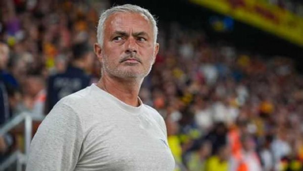 Mourinho'dan flaş sözler! 'Asla gitmeyeceğim'