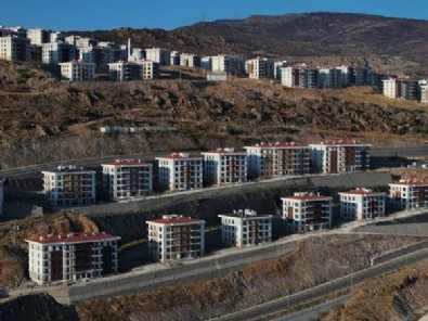 Güçlü devlet İzmir depreminin yaralarını da sardı: Depremzedelere 4 yılda 4 bin 602 konut teslim edildi