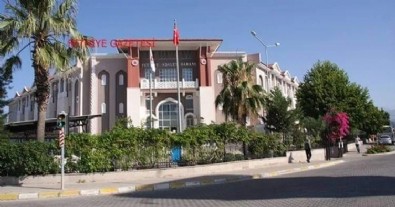 Fethiye merkezli 8 ilde yasa dışı bahis çetesine büyük operasyon: 35 şüpheli gözaltında