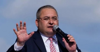 Keçiören Belediyesi’nde ilginç tiyatro! CHP’li Başkan kendi imzaladığı zam teklifini reddetti