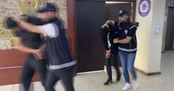 İstanbul'da Kaçak göçmenlerle suçüstü yakalandılar!